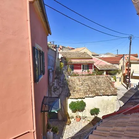 Traditional House With Amazing View Chlomos