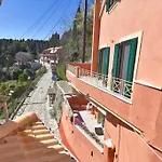 Traditional House With Amazing View Διαμέρισμα Χλομός