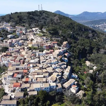 Traditional House With Amazing View Apartmán *