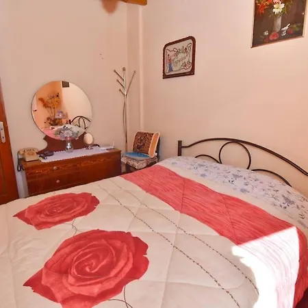Appartamento Traditional House With Amazing View Chlomos